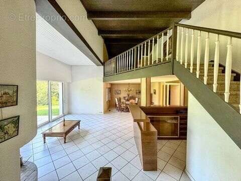 Maison à vendre, 291m², Annecy