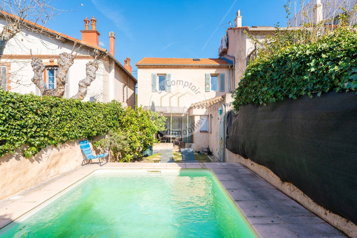 Maison à vendre, 91m², Marseille 9ème