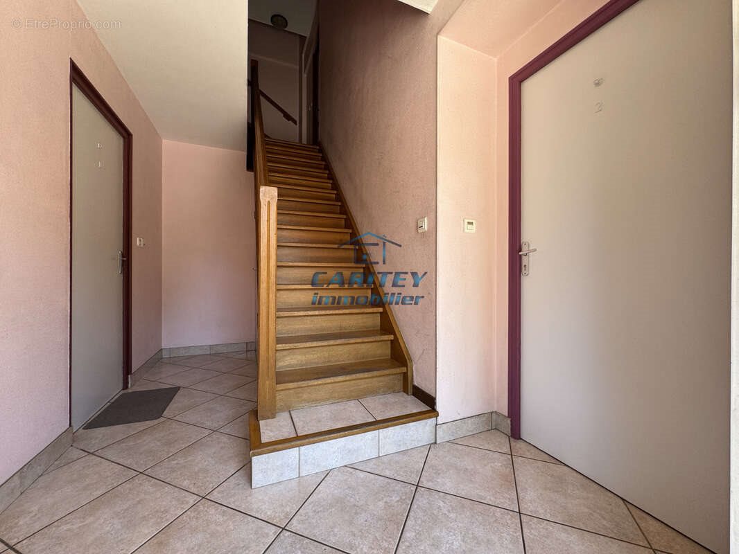 Appartement à vendre, 215m², Lure
