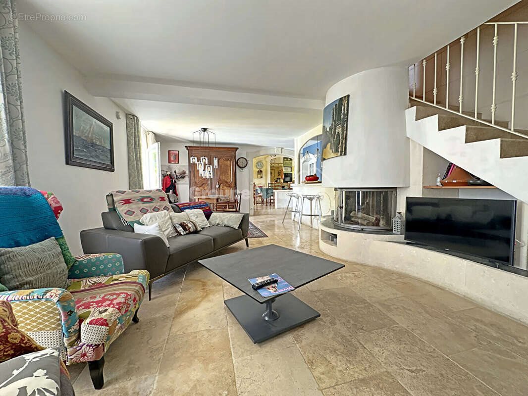 Maison à vendre, 275m², Arles