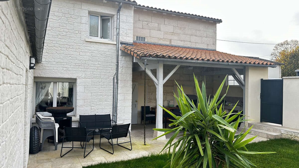 Maison à vendre, 217m², Niort