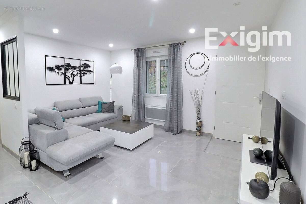 Maison à vendre, 86m², Le Crestet