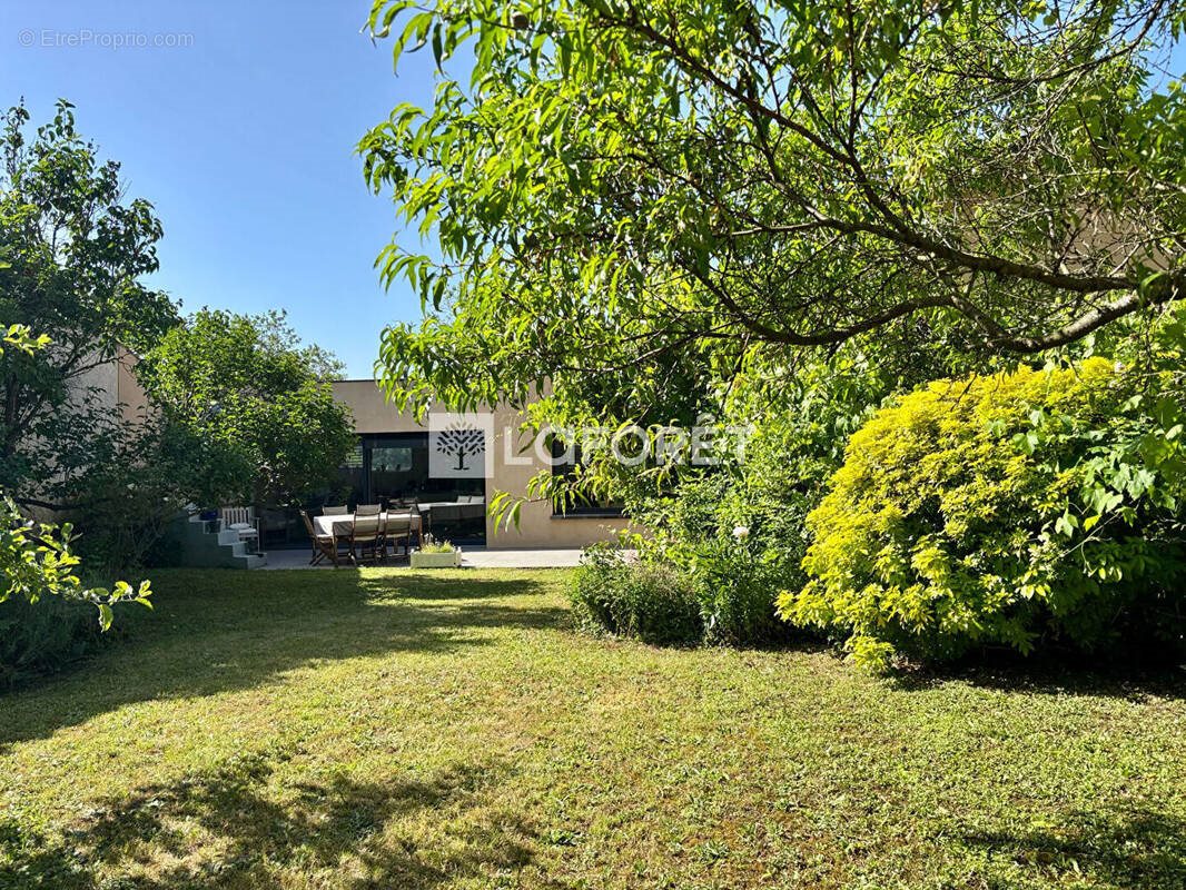 Maison à vendre, 220m², Genay