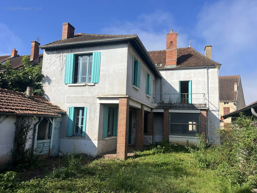 Maison à vendre, 178m², Génelard