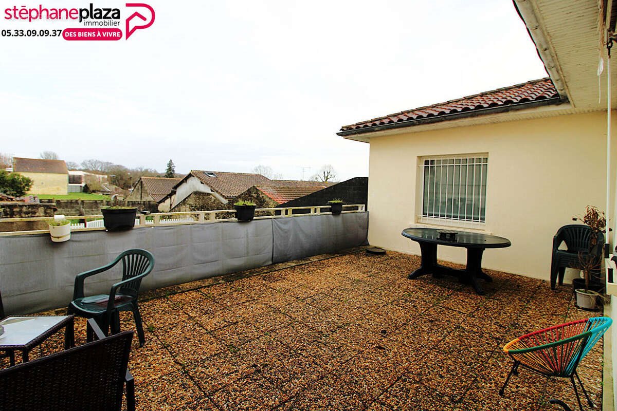 Maison à vendre, 123m², Targon