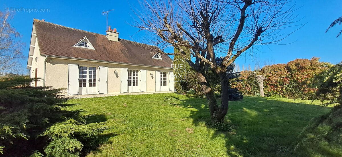 Maison à vendre, 110m², Thuré
