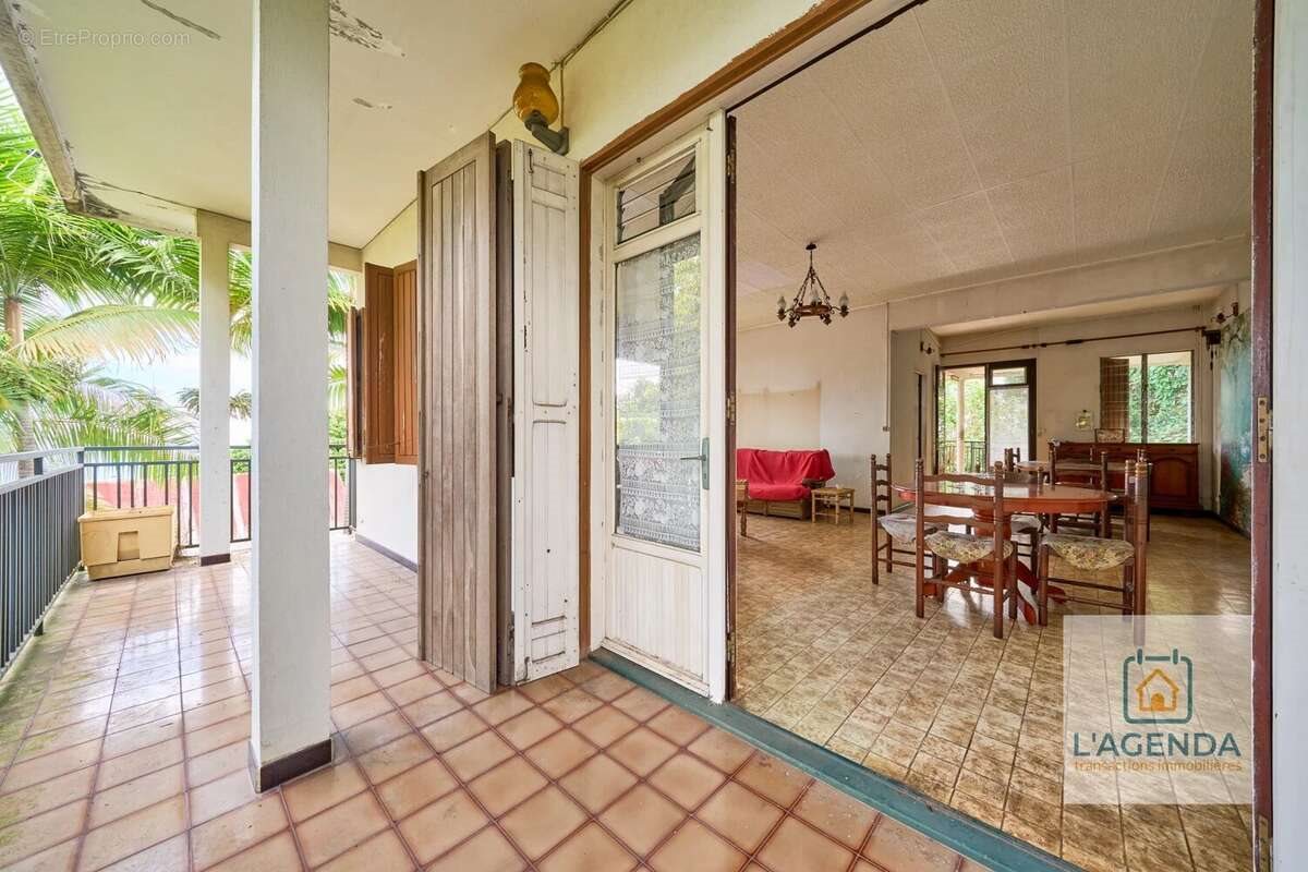 Maison à vendre, 190m², Le Tampon