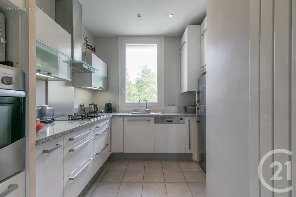 Appartement à vendre, 105m², Saint-Maur-des-Fossés