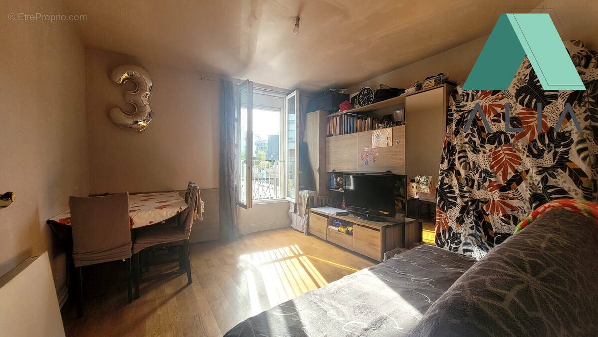 Appartement à vendre, 30m², Aubervilliers
