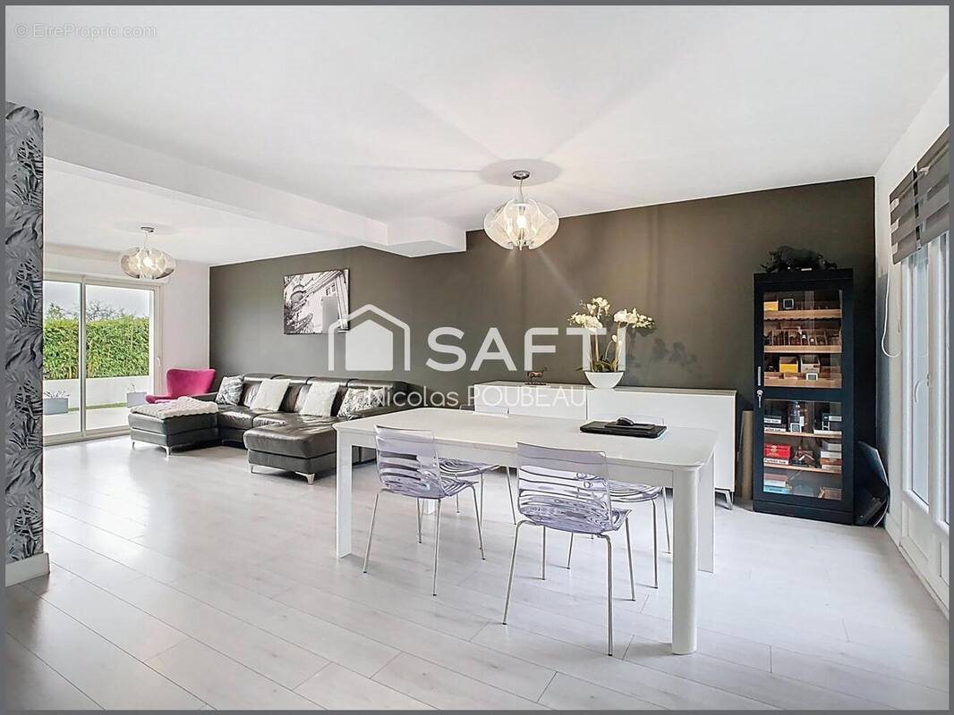 Maison à vendre, 163m², Veigné