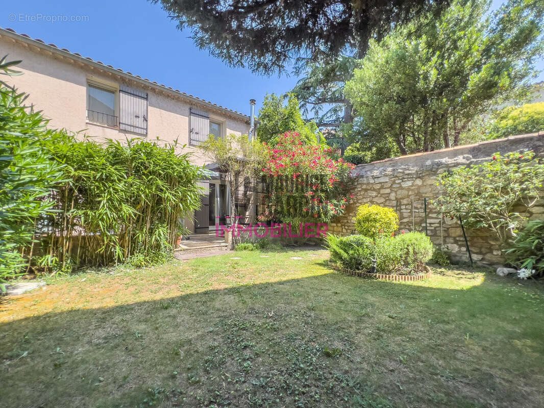 Maison à vendre, 74m², Carpentras