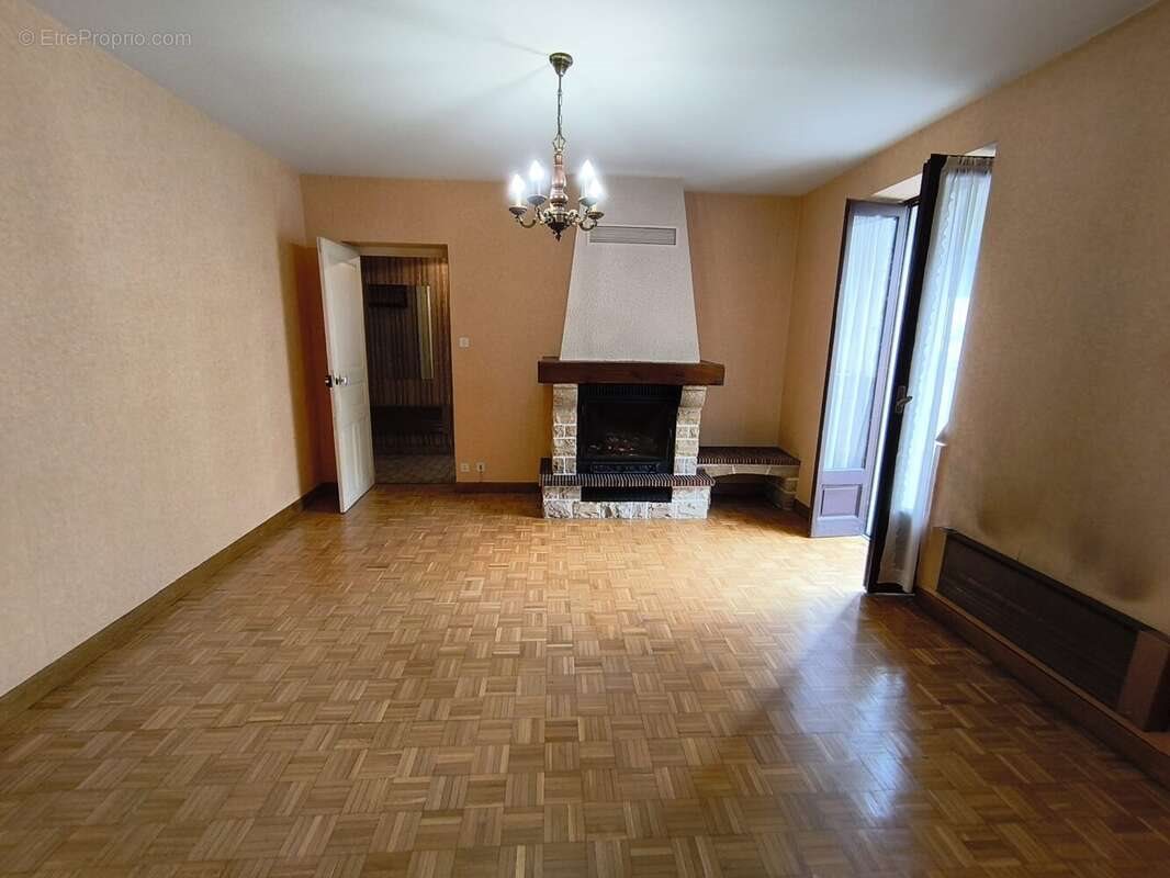 Maison à vendre, 84m², Decazeville
