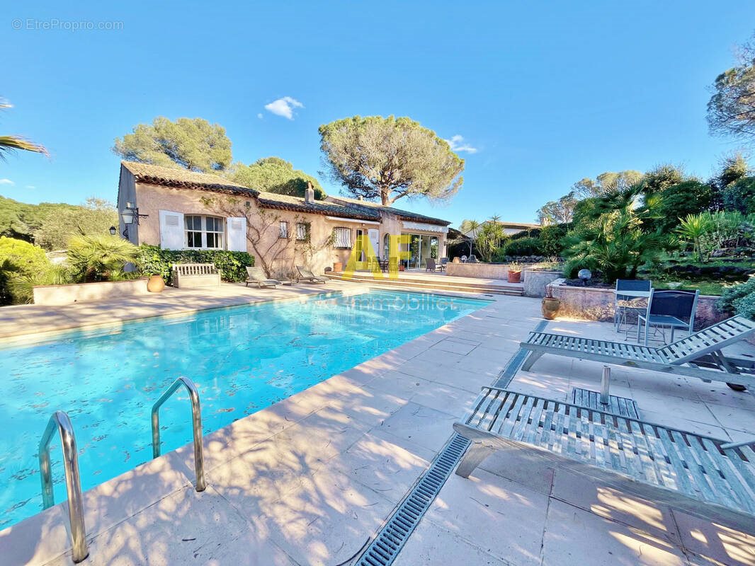 Maison à vendre, 158m², Saint-Raphaël