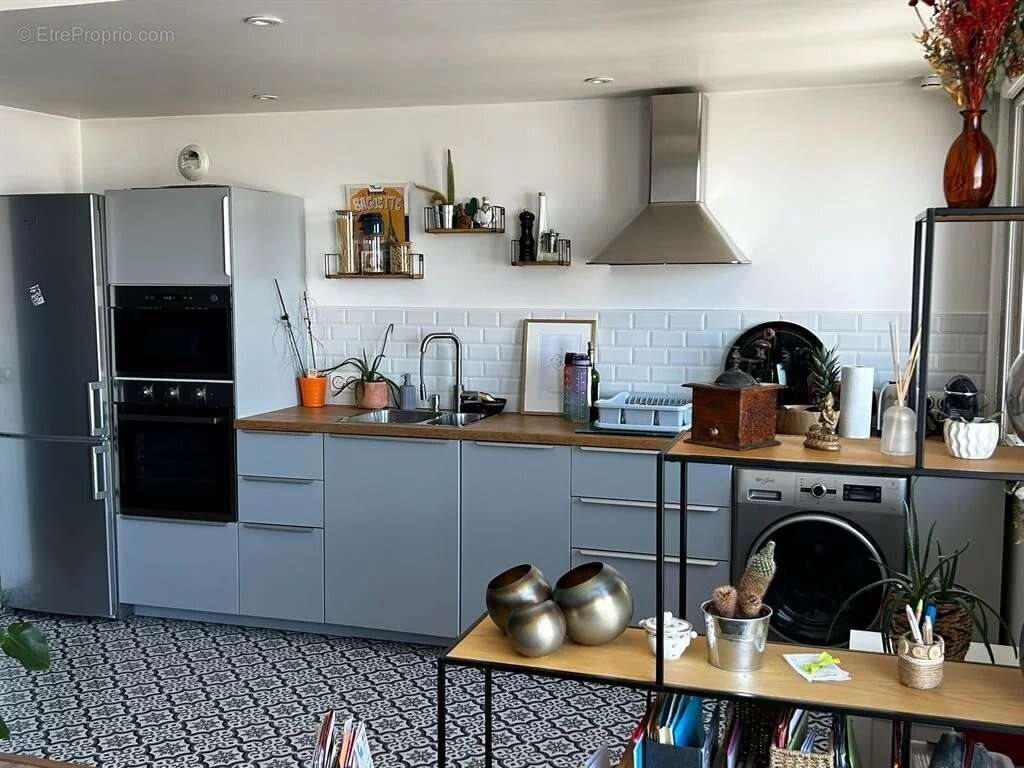 Appartement à vendre, 53m², Courbevoie