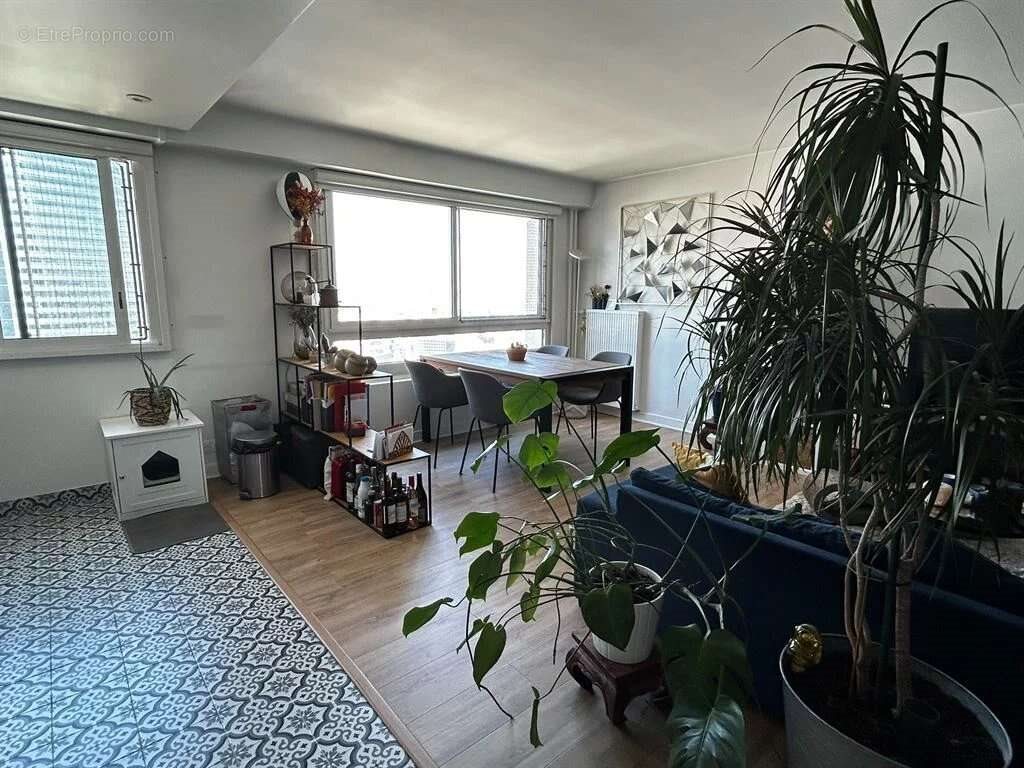 Appartement à vendre, 53m², Courbevoie