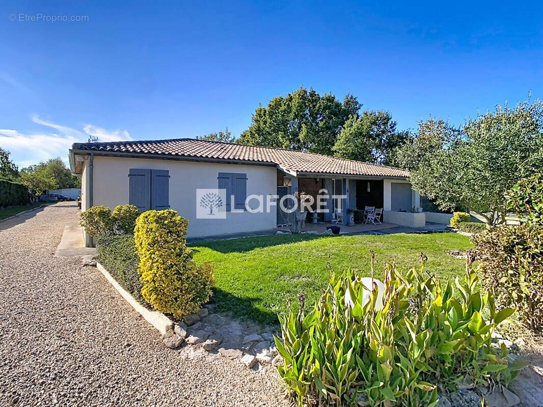 Maison à vendre, 110m², Barry-d'Islemade