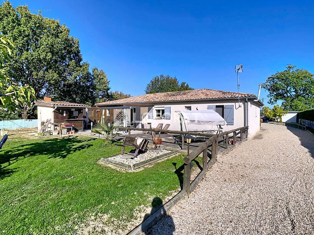 Maison à vendre, 110m², Barry-d'Islemade