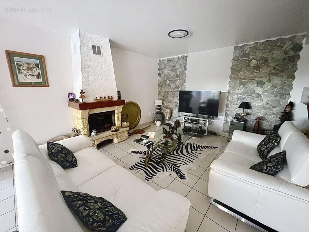 Maison à vendre, 190m², Le Tampon
