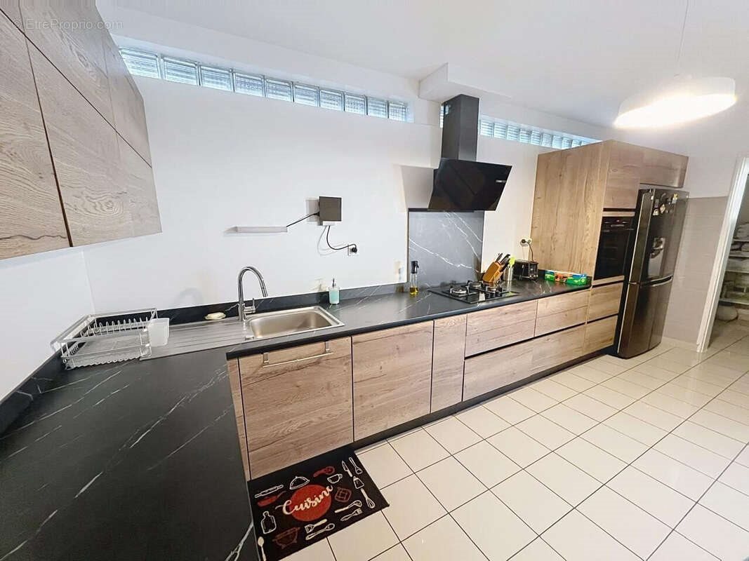 Maison à vendre, 190m², Le Tampon