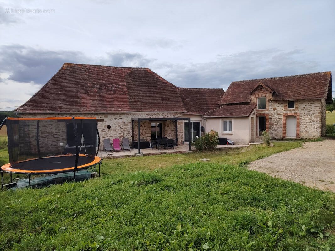 Maison à vendre, 119m², La Meyze