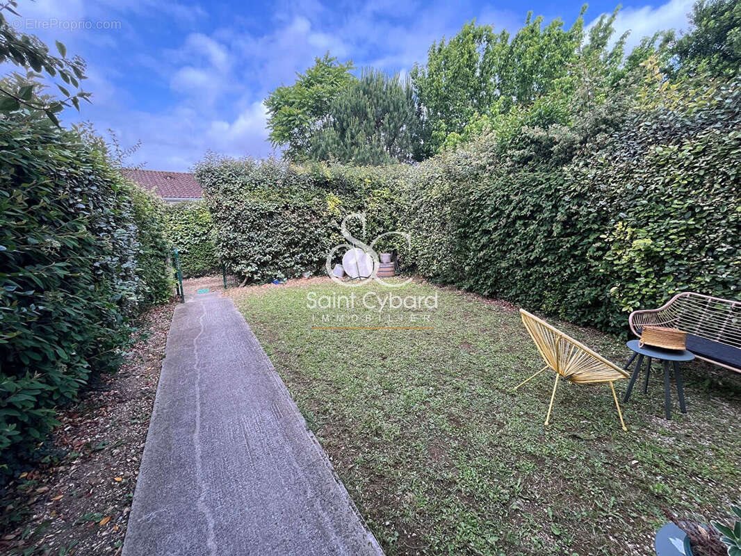 Maison à vendre, 84m², Gond-Pontouvre