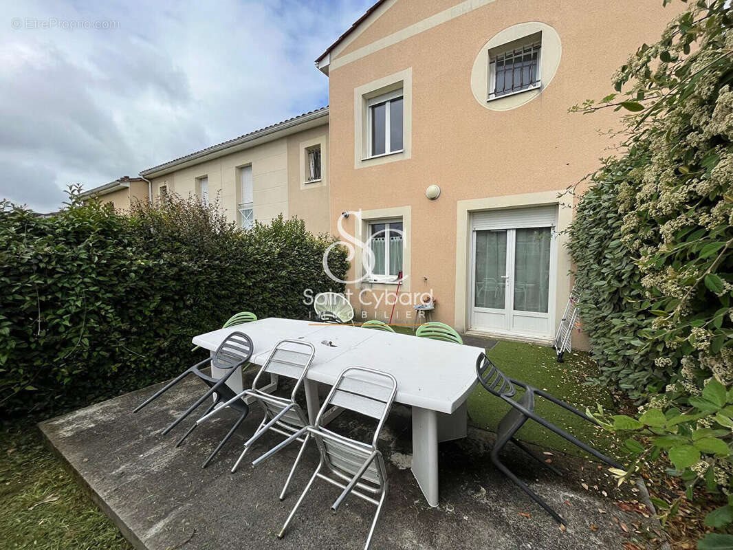 Maison à vendre, 84m², Gond-Pontouvre