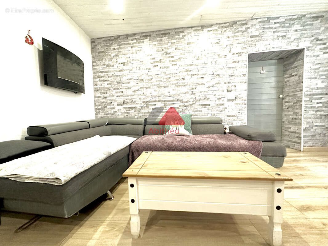 Maison à vendre, 210m², Tallard