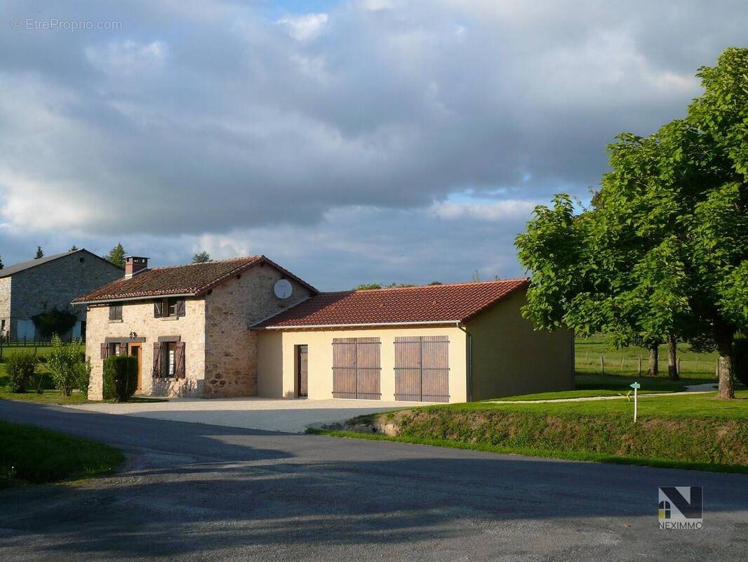 Maison à vendre, 74m², Rilhac-Lastours