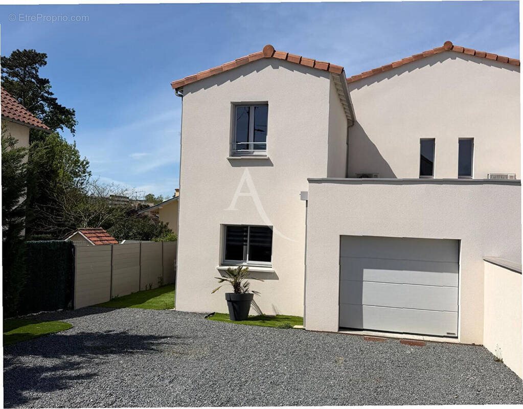 Maison à vendre, 114m², Poitiers