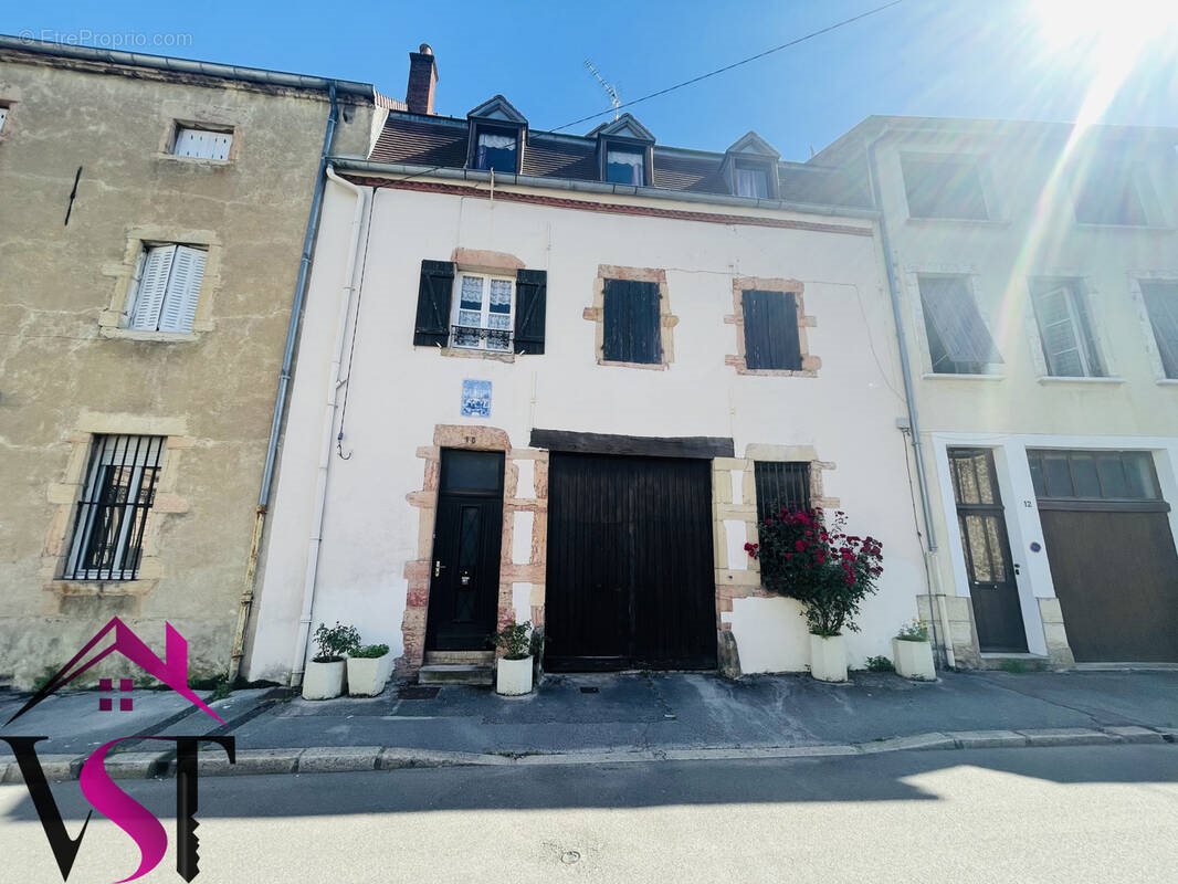 Maison à vendre, 228m², Auxonne