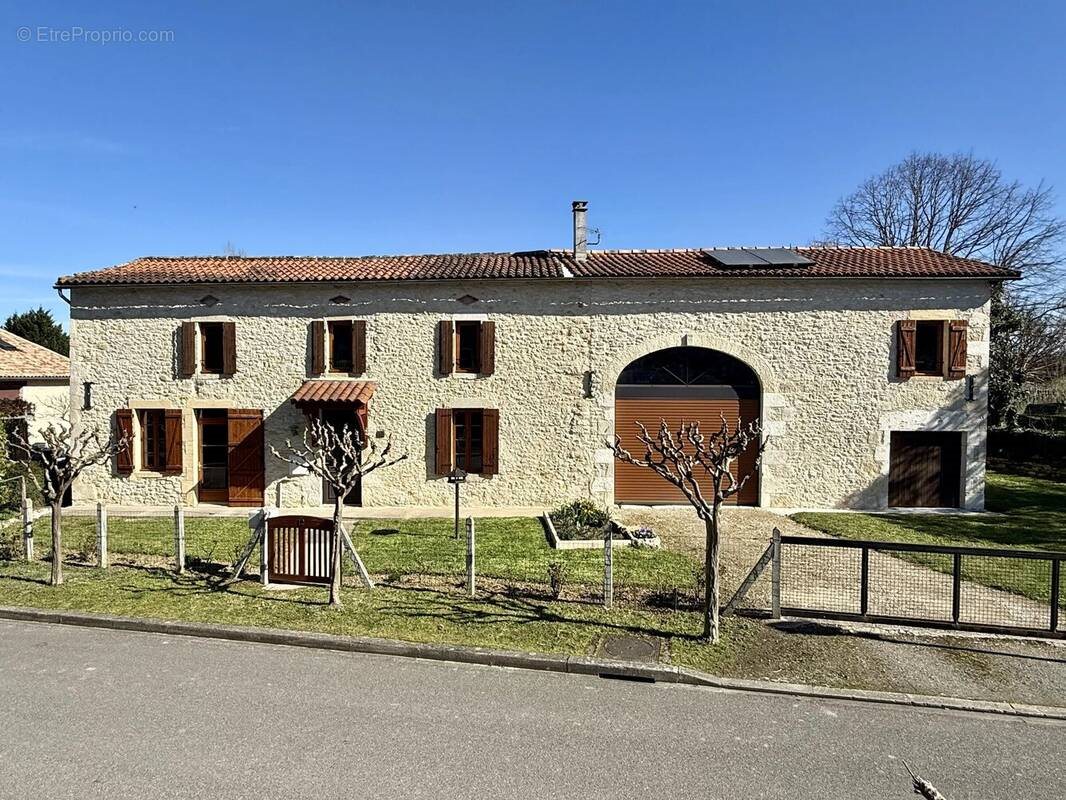 Maison à vendre, 170m², Duras