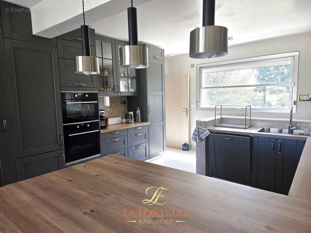 Maison à vendre, 340m², Houdan