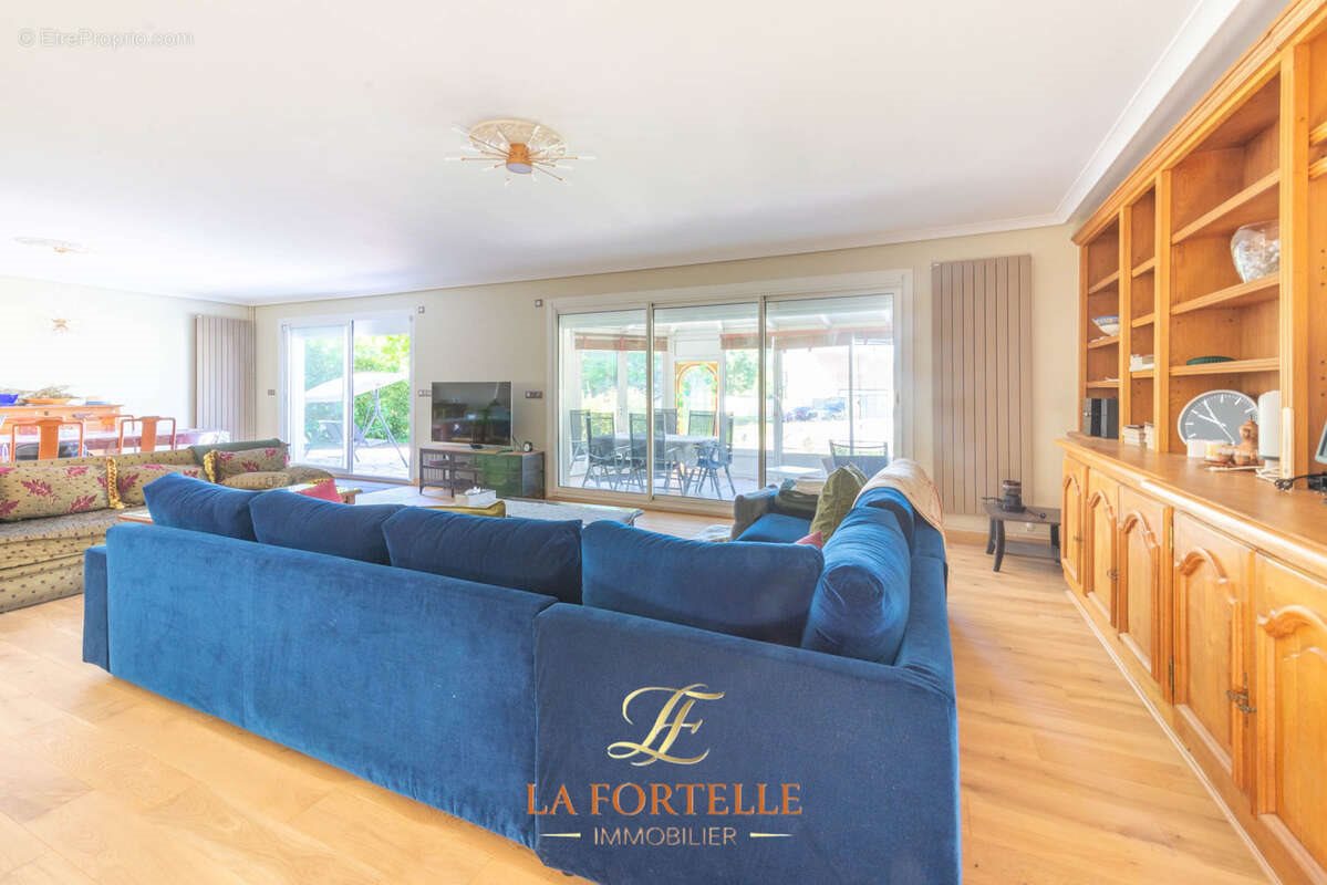 Maison à vendre, 340m², Houdan