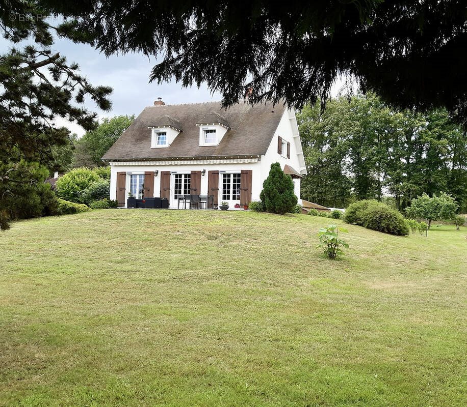 Maison à vendre, 143m², Sully-sur-Loire
