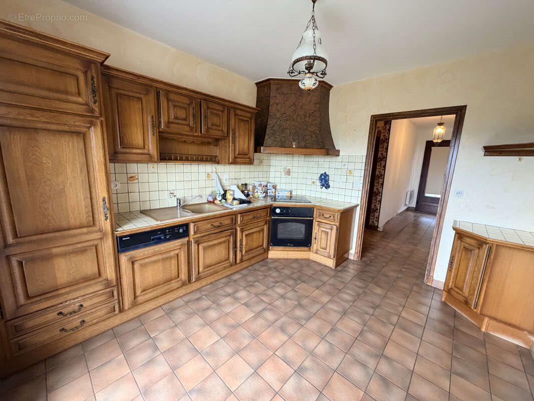 Maison à vendre, 190m², Allassac