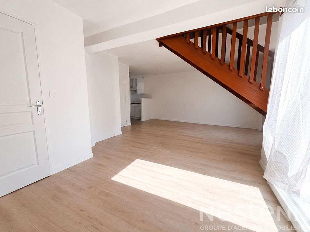 Maison à louer, 87m², Pluneret