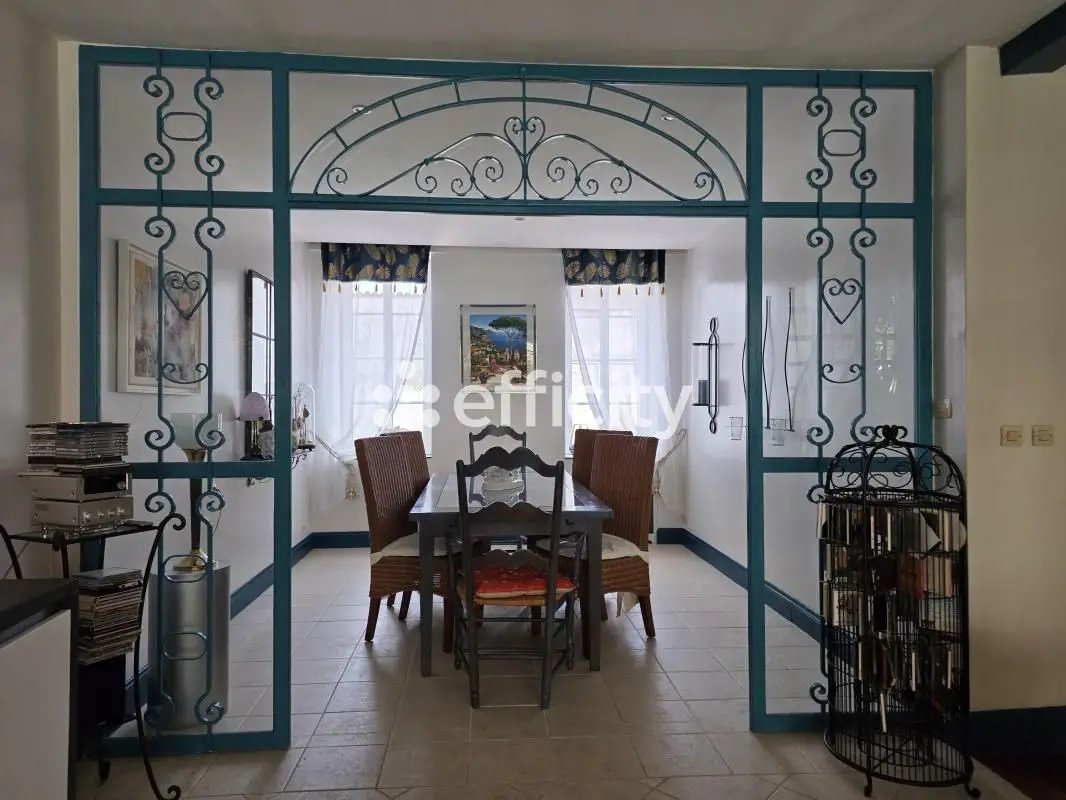 Maison à vendre, 211m², Rochefort