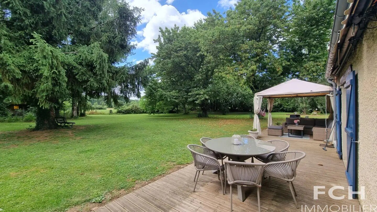Maison à vendre, 190m², Saint-Priest-Bramefant