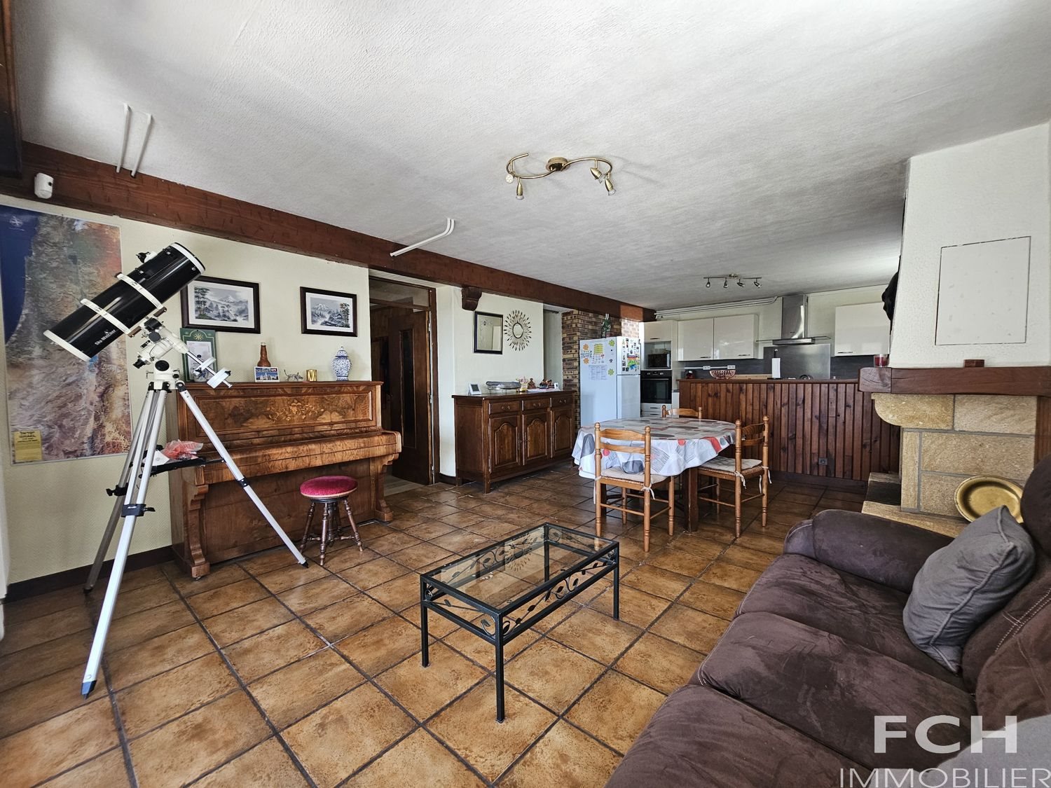Maison à vendre, 155m², Saint-Yorre