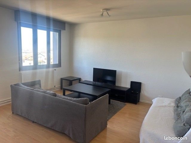 Appartement à louer, 101m², Beaumont