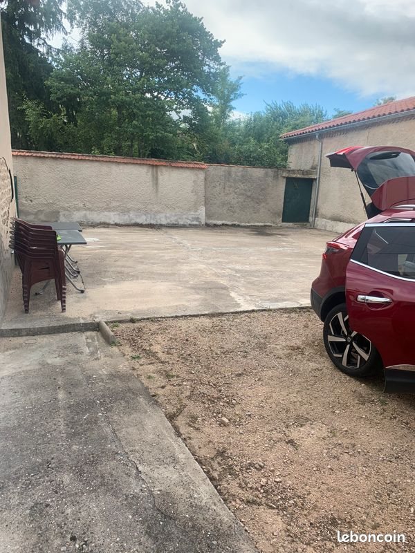Maison à louer, 80m², Randan