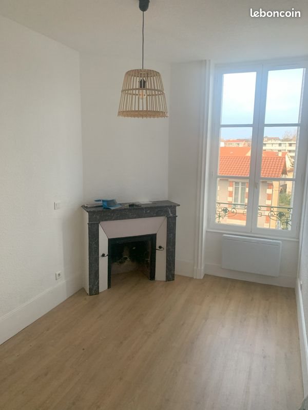 Appartement à louer, 35m², Riom