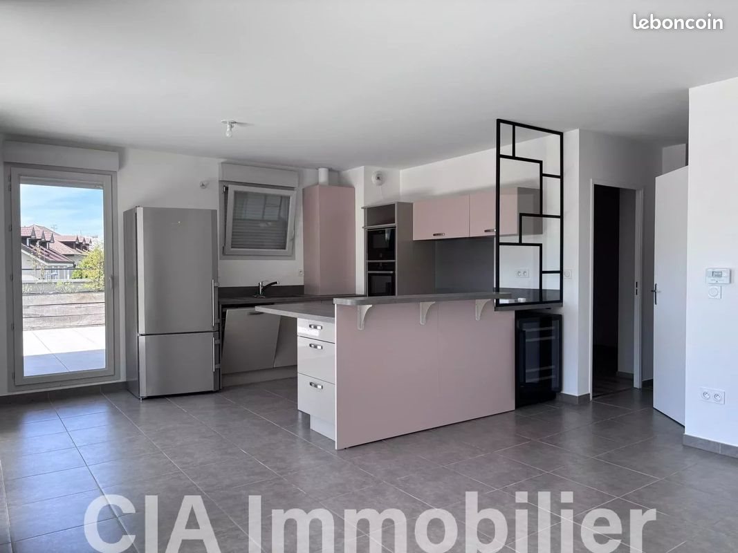 Appartement à louer, 83m², Saint-Pierre-en-Faucigny