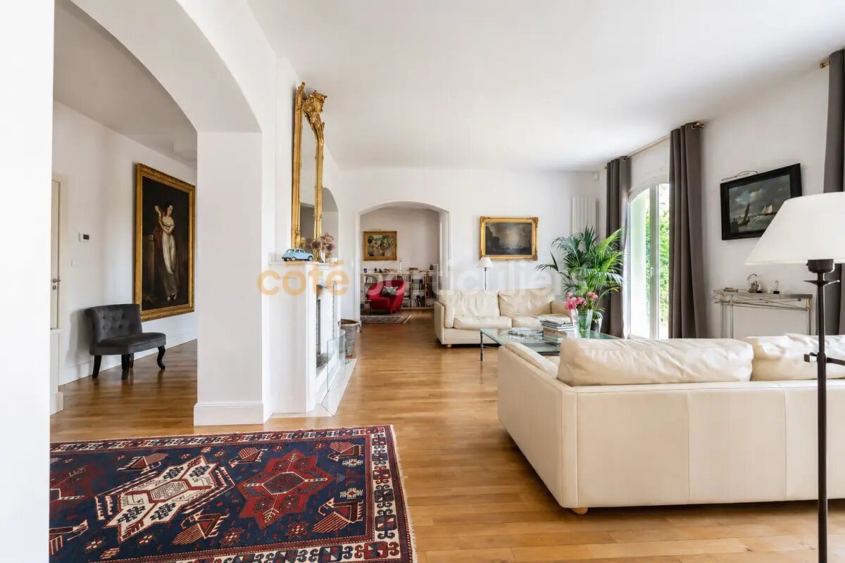 Maison à vendre, 250m², Chamalières