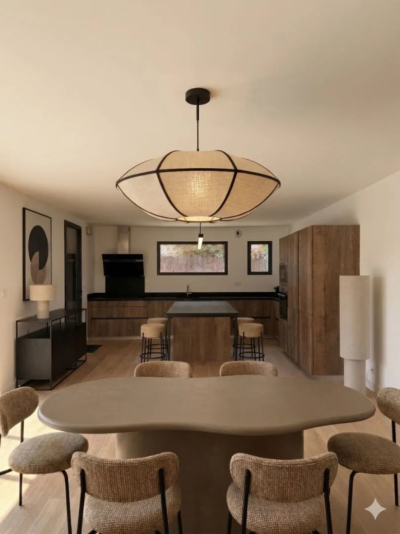 Maison à louer, 163m², Eguilles