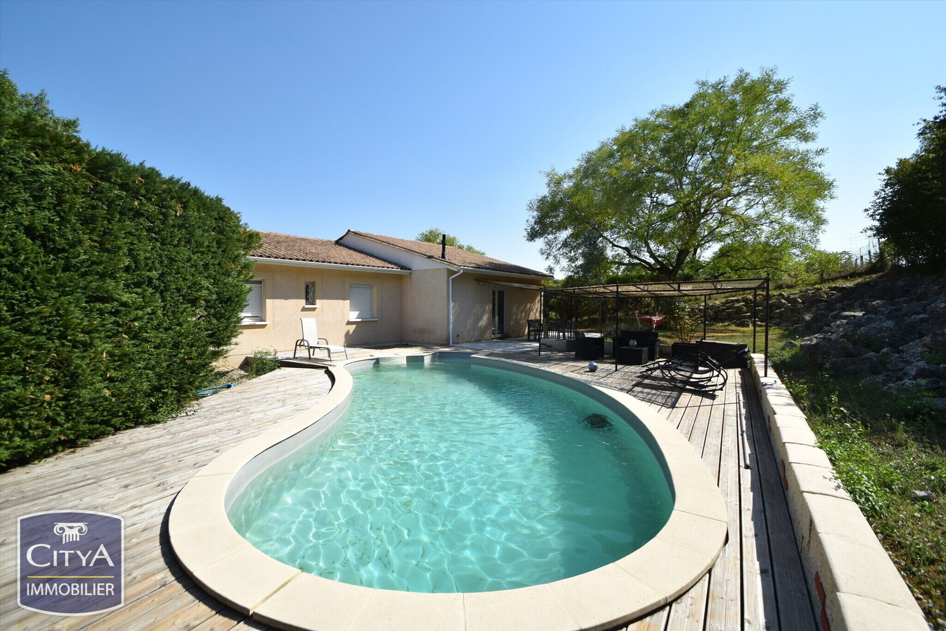 Maison à vendre, 122m², Sainte-Colombe-de-Villeneuve