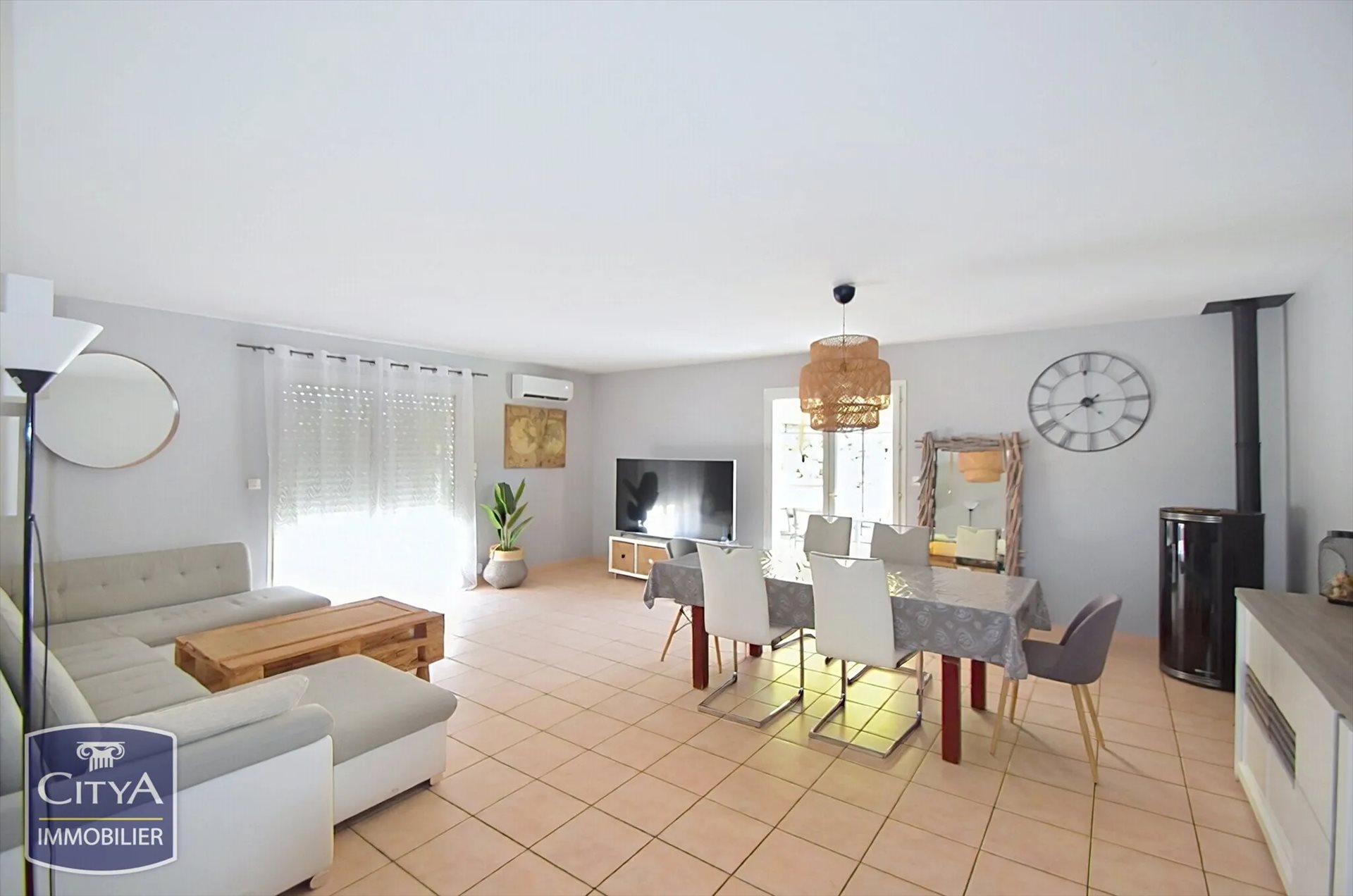 Maison à vendre, 122m², Sainte-Colombe-de-Villeneuve