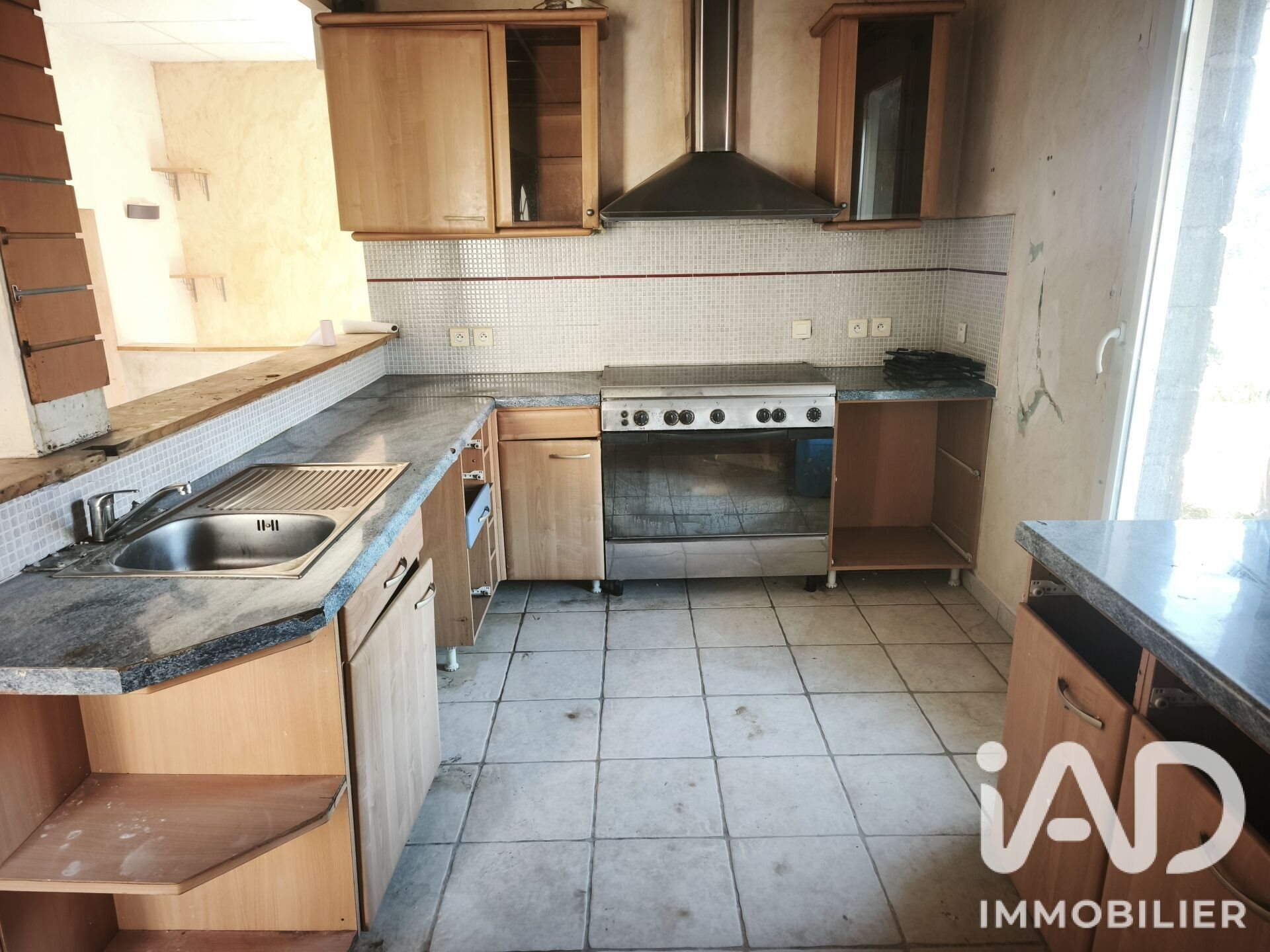 Maison à vendre, 130m², Roannes-Saint-Mary