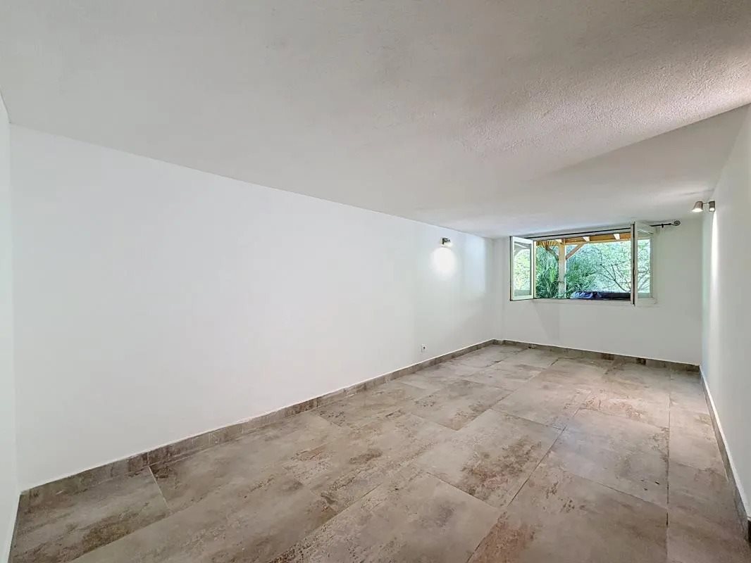 Maison à vendre, 97m², Fréjus
