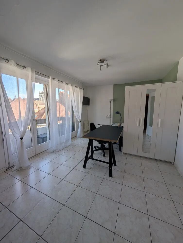 Appartement à louer, 28m², Douai